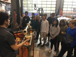 Explaining to 8th graders from the Northwest School, Seattle, how the OOI high definition video camera observes hydrothermal vents on Axial Seamount