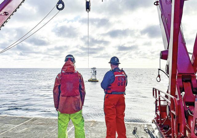 web1_SCIENTISTS-MEETING-MOOD-2